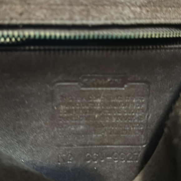 Vintage Coach Willis Handbag style # C6U-9927 - Picture 5 of 5